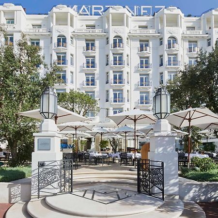 Hotel Martinez, In The Unbound Collection By Hyatt Cannes Esterno foto The hotel in 2018