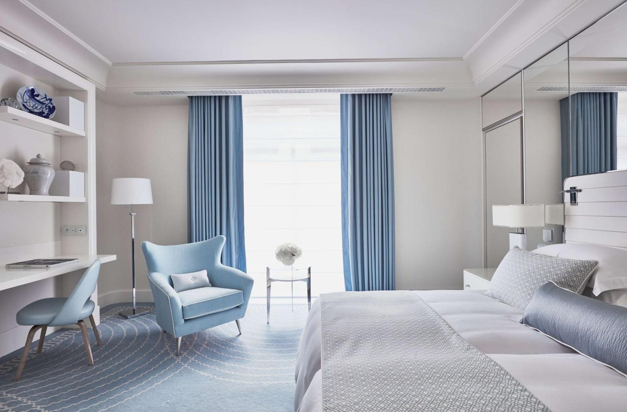 Hotel Martinez, In The Unbound Collection By Hyatt Cannes Esterno foto A room at the Westin Palace Madrid